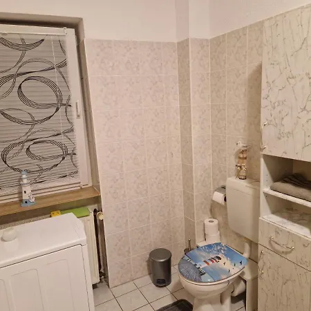 Ferienwohnung/monteurunterkunft Leopolshall 公寓